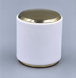 бело-золотистая крышка