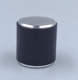 черно-серебристая крышка