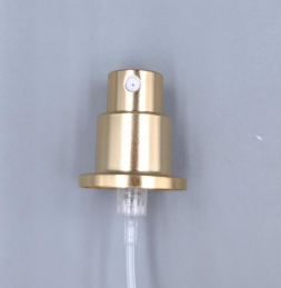 золотистый распылитель с резьбой с широкими краями